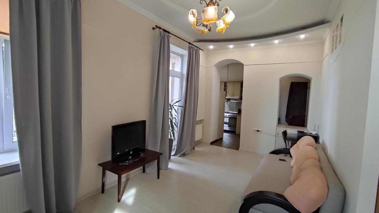 Квартира В Центре Торговая 6 Odessa Exteriör bild