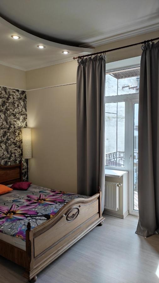 Квартира В Центре Торговая 6 Odessa Exteriör bild